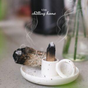 Hướng dẫn đốt Palo Santo đúng cách để thanh lọc không gian và thu hút năng lượng tích cực