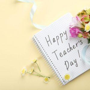 Quà tặng 20/11 cho bố mẹ là giáo viên cực kỳ ý nghĩa và đong đầy yêu thương