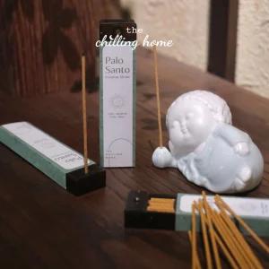 Giải mã ý nghĩa con số 35 thanh nhang Palo Santo và điểm nhấn hộp đựng The Chilling Home